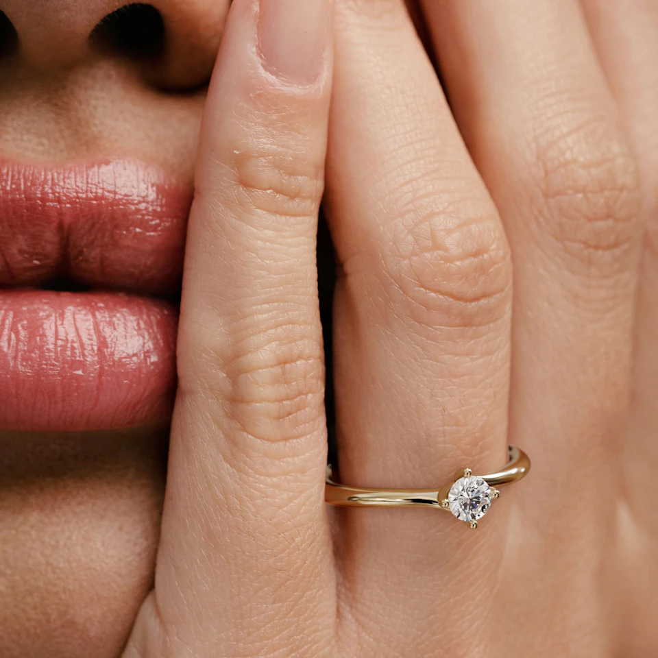 Certified Lily 18K Gold Diamond Engagement Ring 0.33CT