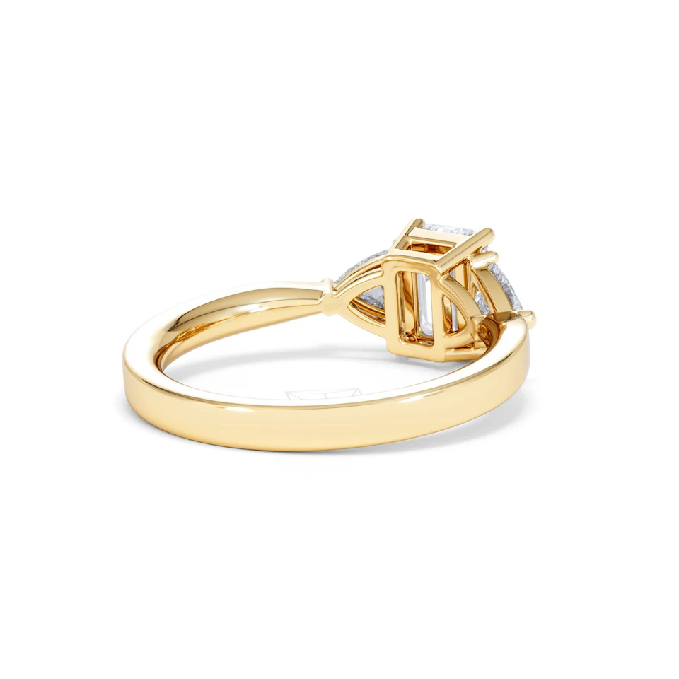 Aurora Lab Diamond Emerald Cut and Trillion 1.70ct Ring in 18K Gold F/VS1