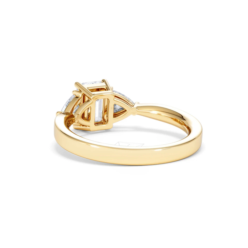 Aurora Lab Diamond Emerald Cut and Trillion 1.70ct Ring in 18K Gold F/VS1