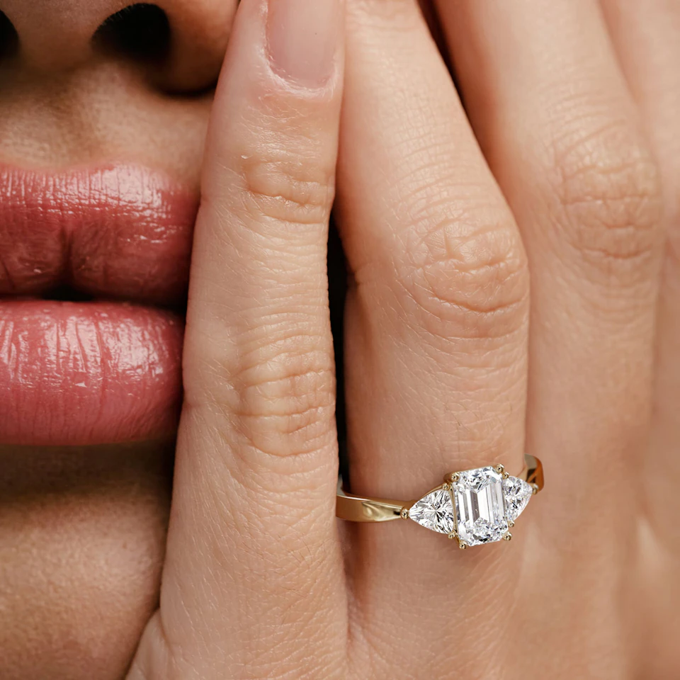 Aurora Lab Diamond Emerald Cut and Trillion 1.70ct Ring in 18K Gold F/VS1