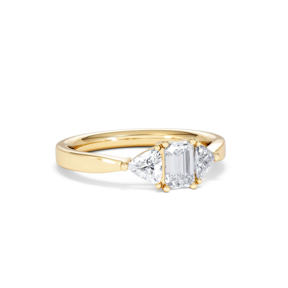 Aurora Lab Diamond Emerald Cut and Trillion 1.00ct Ring in 18K Gold F/VS1