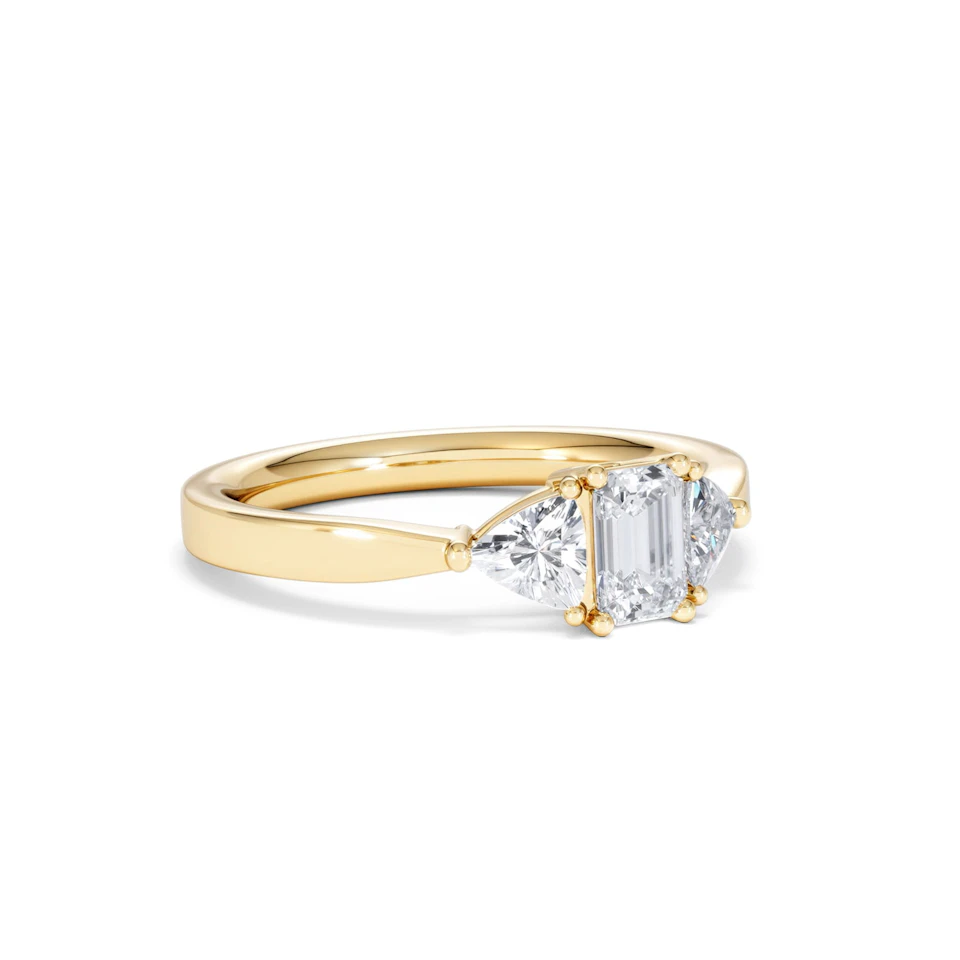 Aurora Lab Diamond Emerald Cut and Trillion 1.00ct Ring in 18K Gold F/VS1