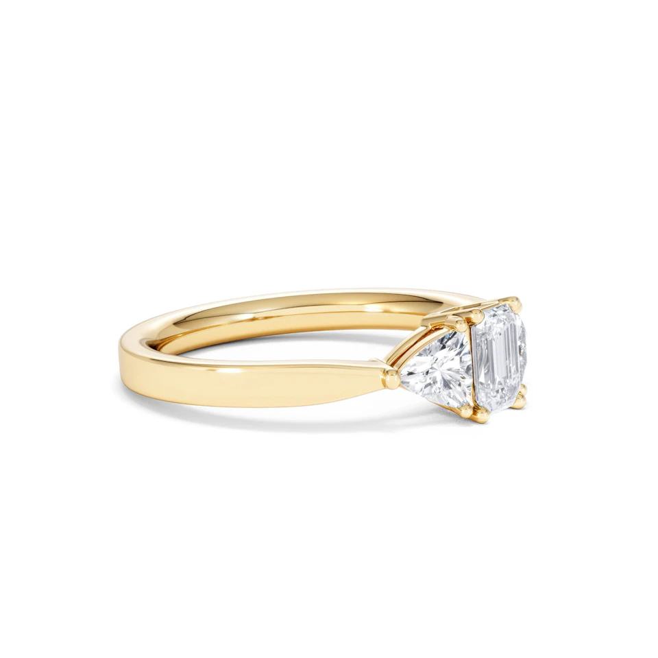 Aurora Lab Diamond Emerald Cut and Trillion 1.00ct Ring in 18K Gold F/VS1