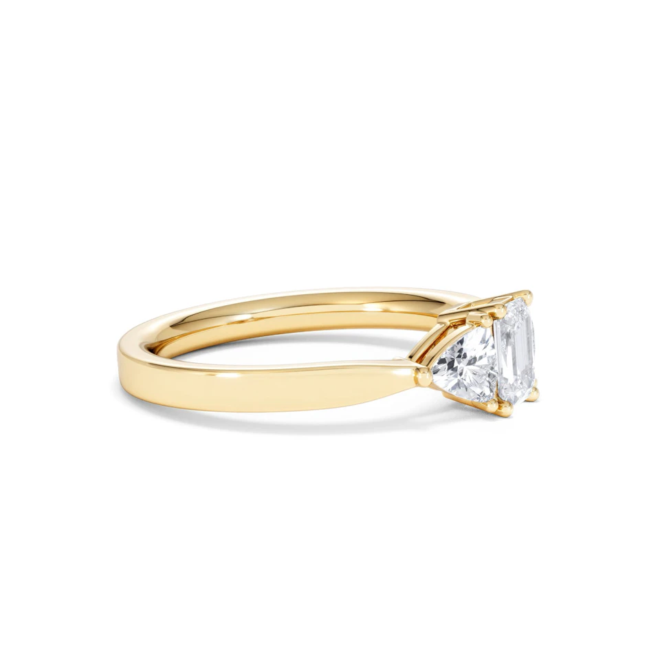 Aurora Lab Diamond Emerald Cut and Trillion 1.00ct Ring in 18K Gold F/VS1