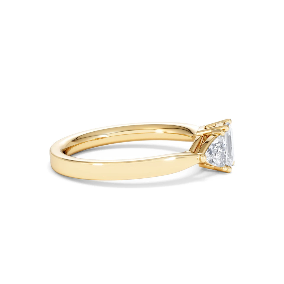 Aurora Lab Diamond Emerald Cut and Trillion 1.00ct Ring in 18K Gold F/VS1