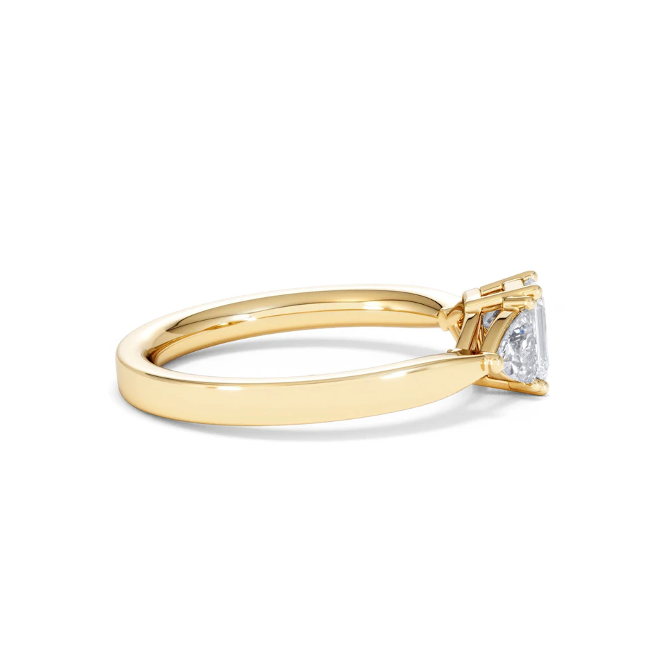 Aurora Lab Diamond Emerald Cut and Trillion 1.00ct Ring in 18K Gold F/VS1