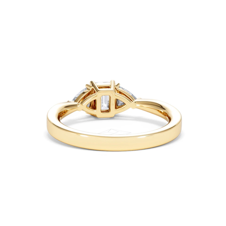 Aurora Lab Diamond Emerald Cut and Trillion 1.00ct Ring in 18K Gold F/VS1