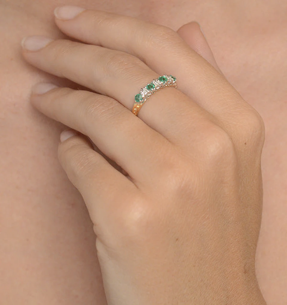 Emerald 0.28ct And Diamond 9K Gold Ring