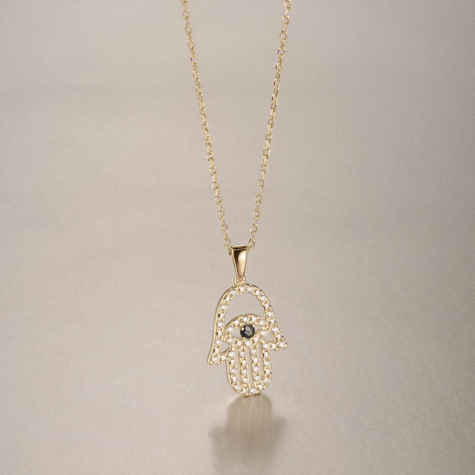 Hamsa Fortune 0.05ct Sapphire and 0.25ct Lab Grown Diamond Pendant Necklace in 18K Gold Vermeil