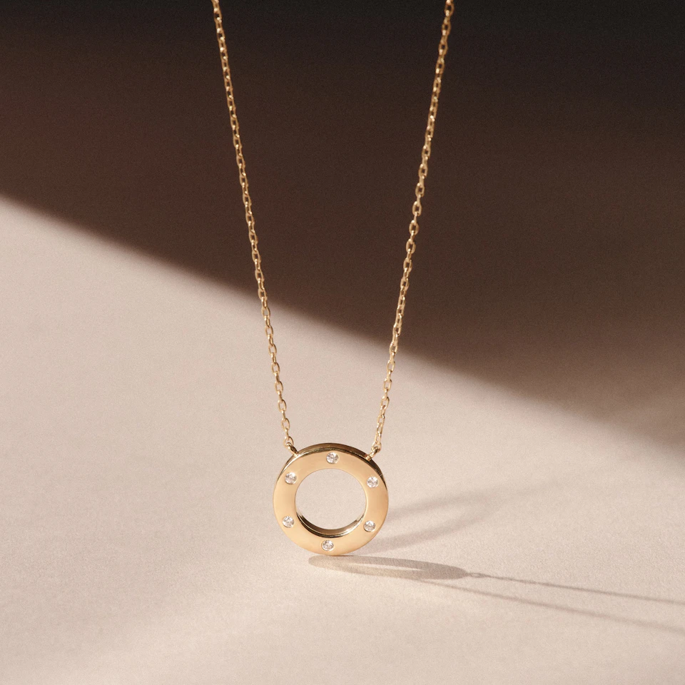 Élan 0.06ct Lab Diamond Circle Necklace in 18K Gold Vermeil