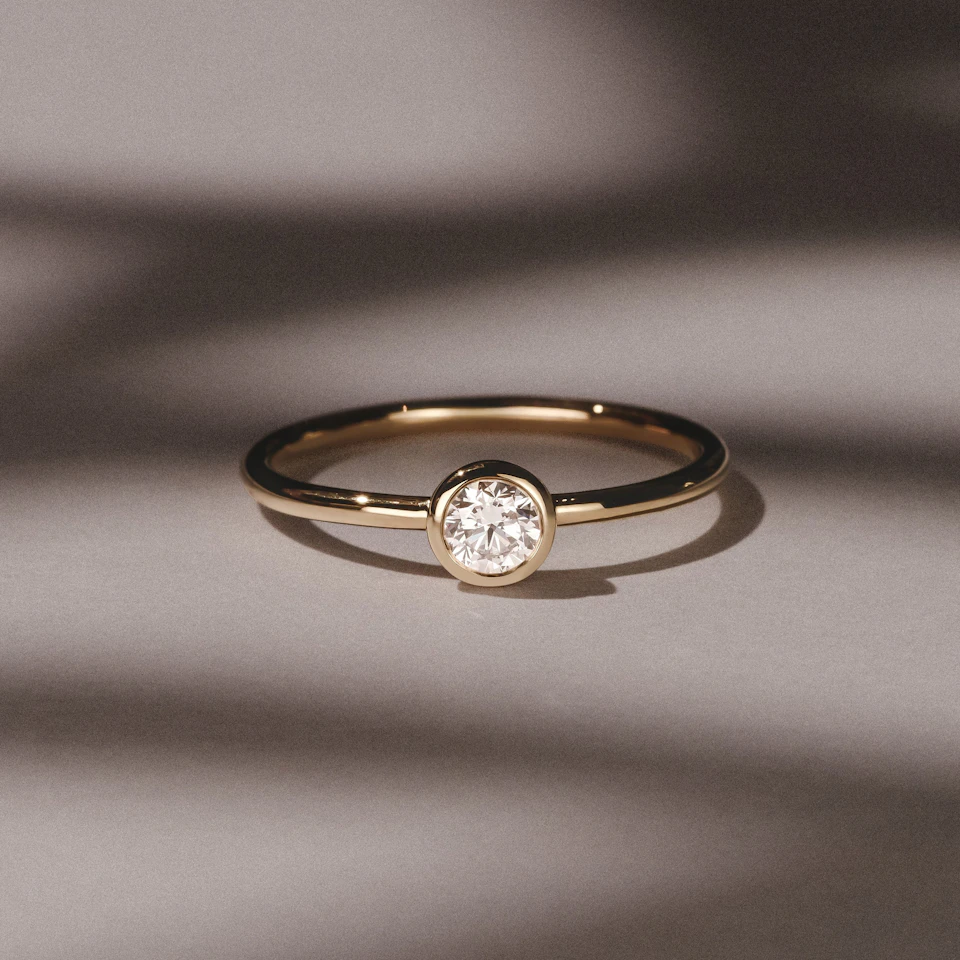 Horizon Round Cut Lab Diamond Solitaire Ring 0.25ct H/SI in 9K Gold