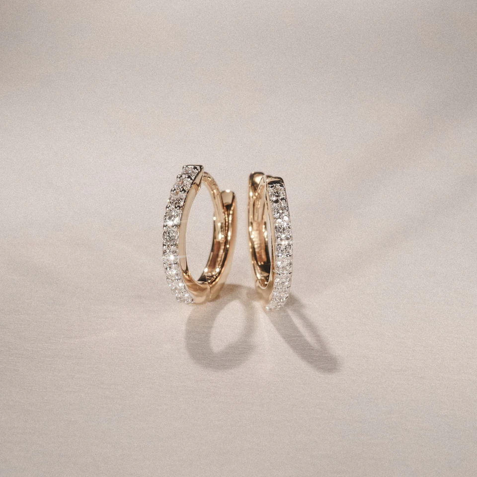 Row Huggie Lab Diamond Earrings 0.18ct in 18K Gold Vermeil