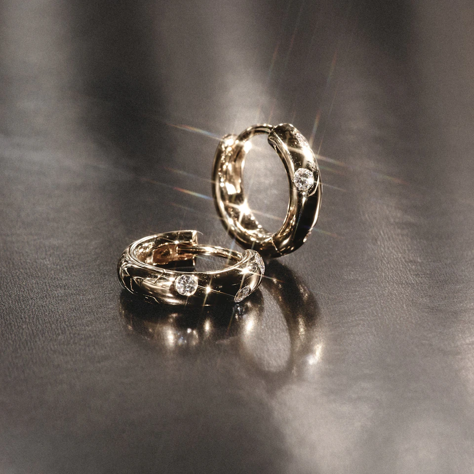 Seamless Lab Diamond Huggie Earrings 0.08ct in 18K Gold Vermeil