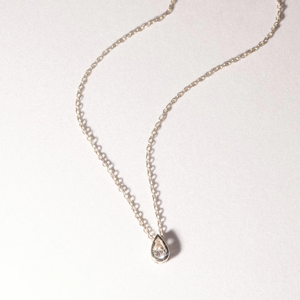 Teardrop Solitaire 0.10ct H/SI Round Cut Lab Grown Necklace in 18K Gold Vermeil