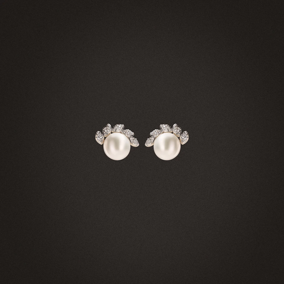 Eden 6.35ct Round Pearl and Lab Diamond Studs Earrings in18K Gold Vermeil