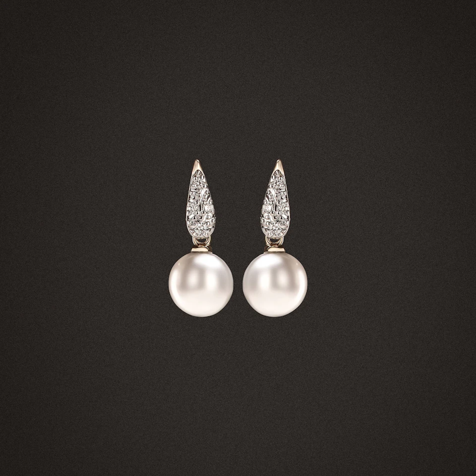 Eden 5.70ct Round Pearl and Lab Diamond Studs Earrings in 18K Gold Vermeil