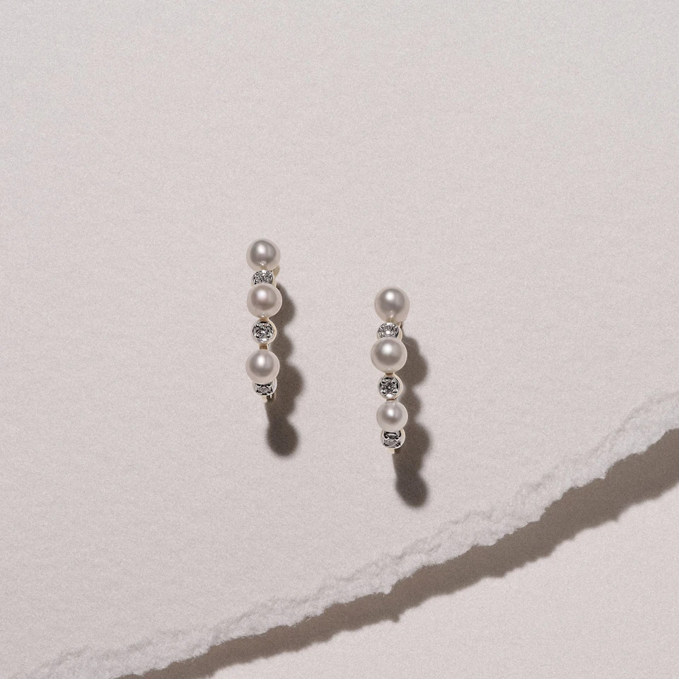 Eden 1.30ct Round Pearl and Lab Diamond Huggie Earrings in 18K Gold Vermeil