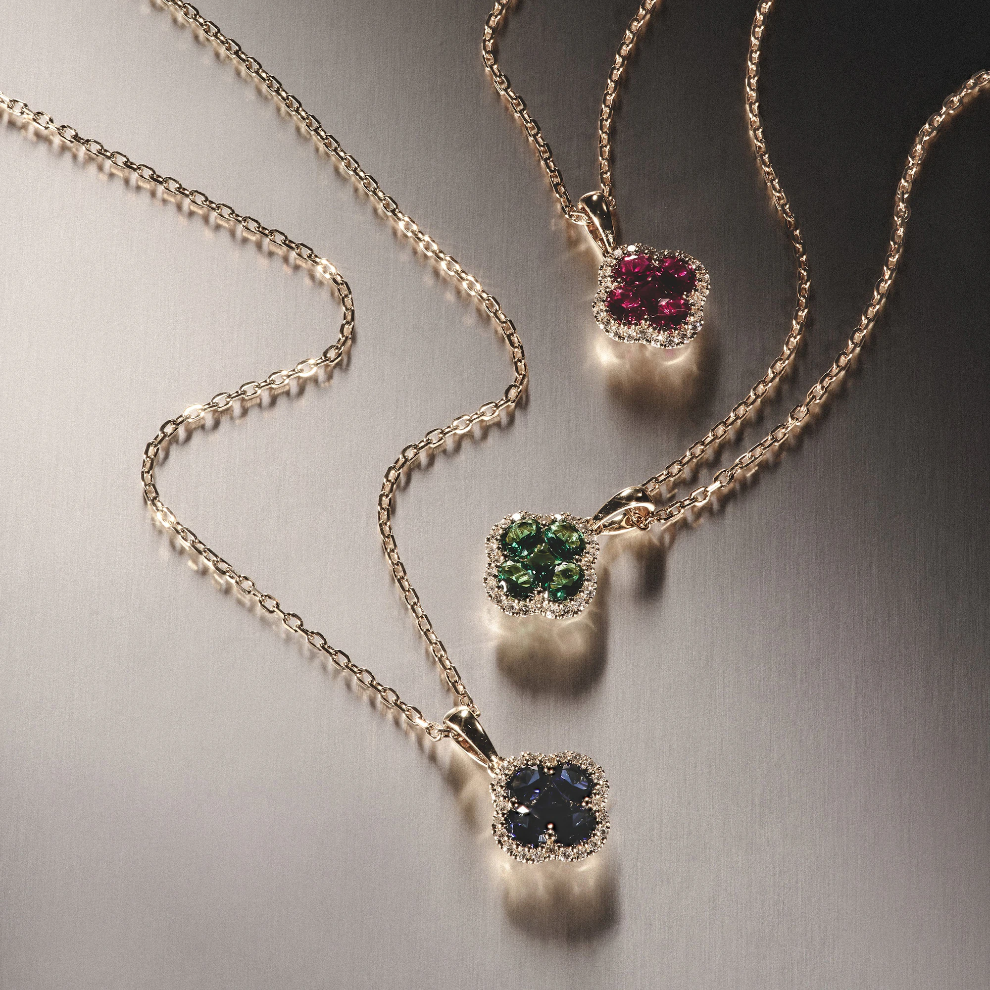 Emerald 1.04ct and Diamond 18K White Gold Alegria Pendant