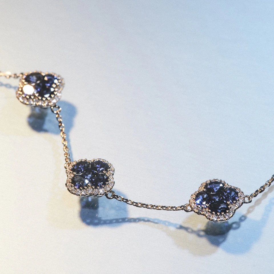 Alegria 3 Clover Lab Sapphire Bracelet 3.00ct in 18k Gold Vermeil