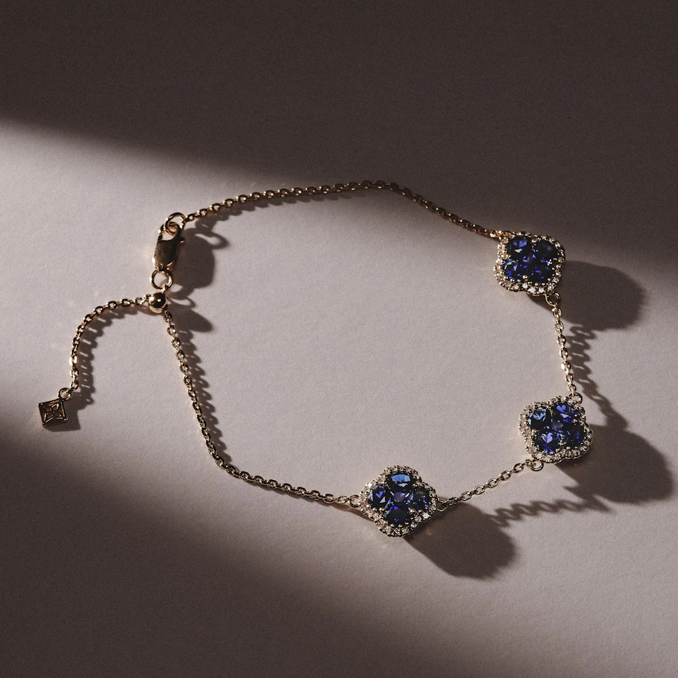 Alegria 3 Clover Lab Sapphire Bracelet 3.00ct in 18k Gold Vermeil