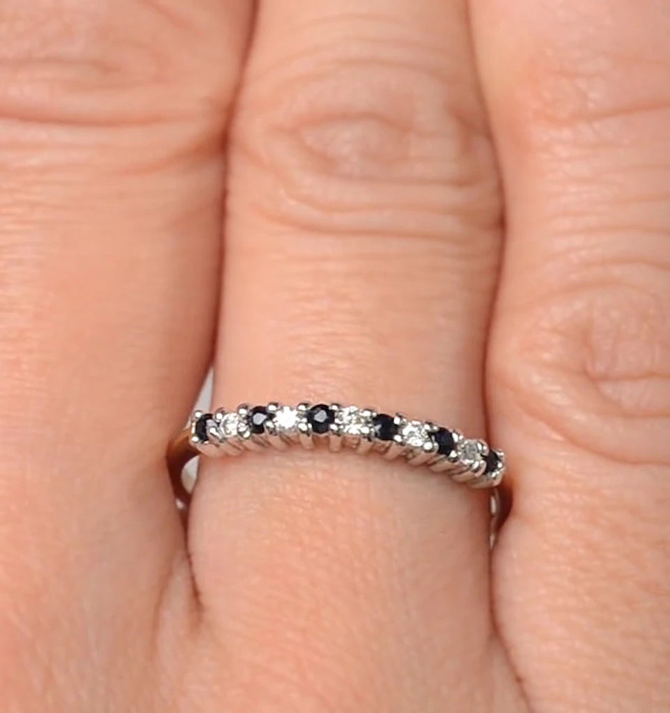 Sapphire 0.10ct And Diamond 9K Gold Ring