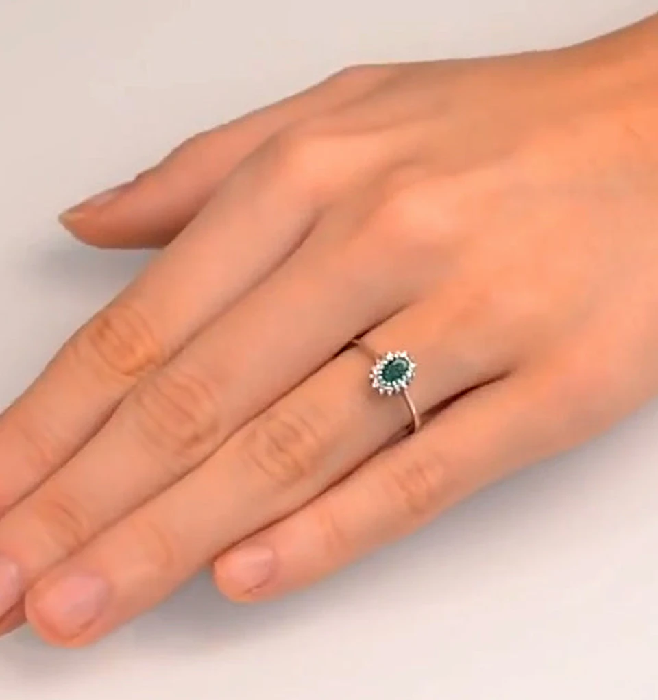 Emerald 5 x 3mm And Diamond 18K White Gold Ring FET29-GY