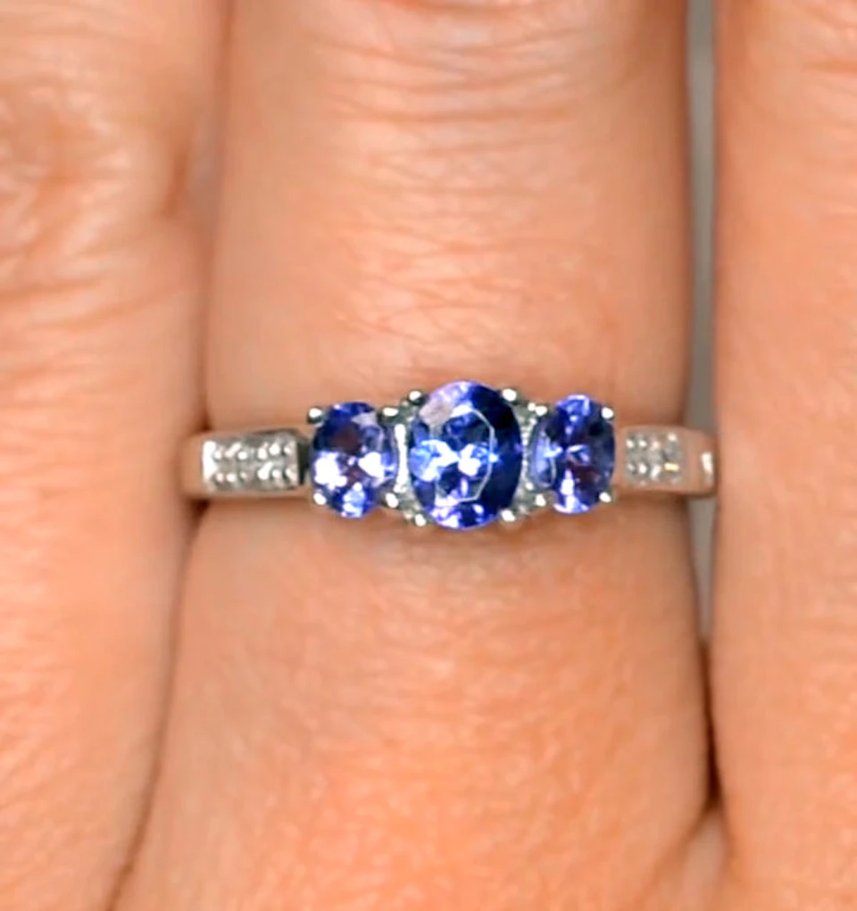 Tanzanite 0.59CT And Diamond 9K White Gold Ring