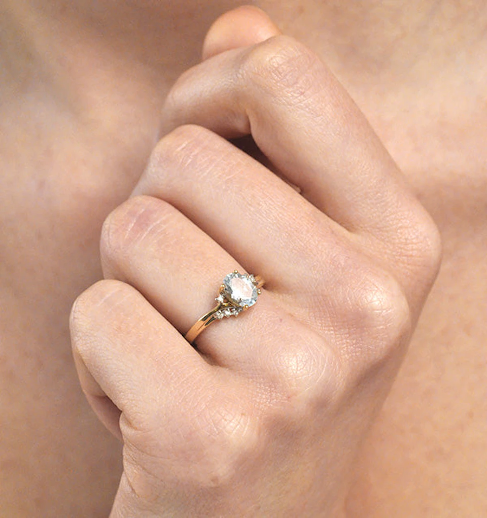 Aquamarine 0.70CT And Diamond 9K Yellow Gold Ring