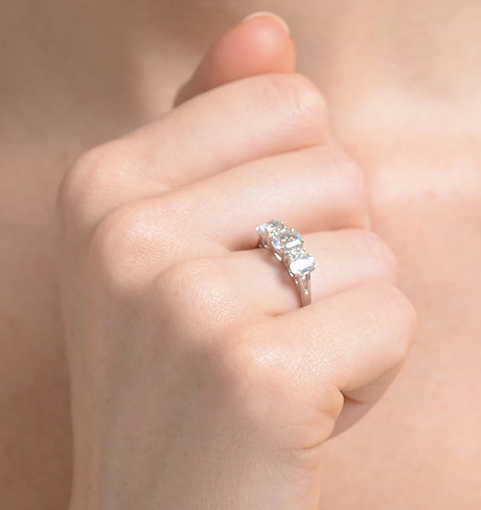 Aquamarine 0.80CT And Diamond 9K White Gold Ring