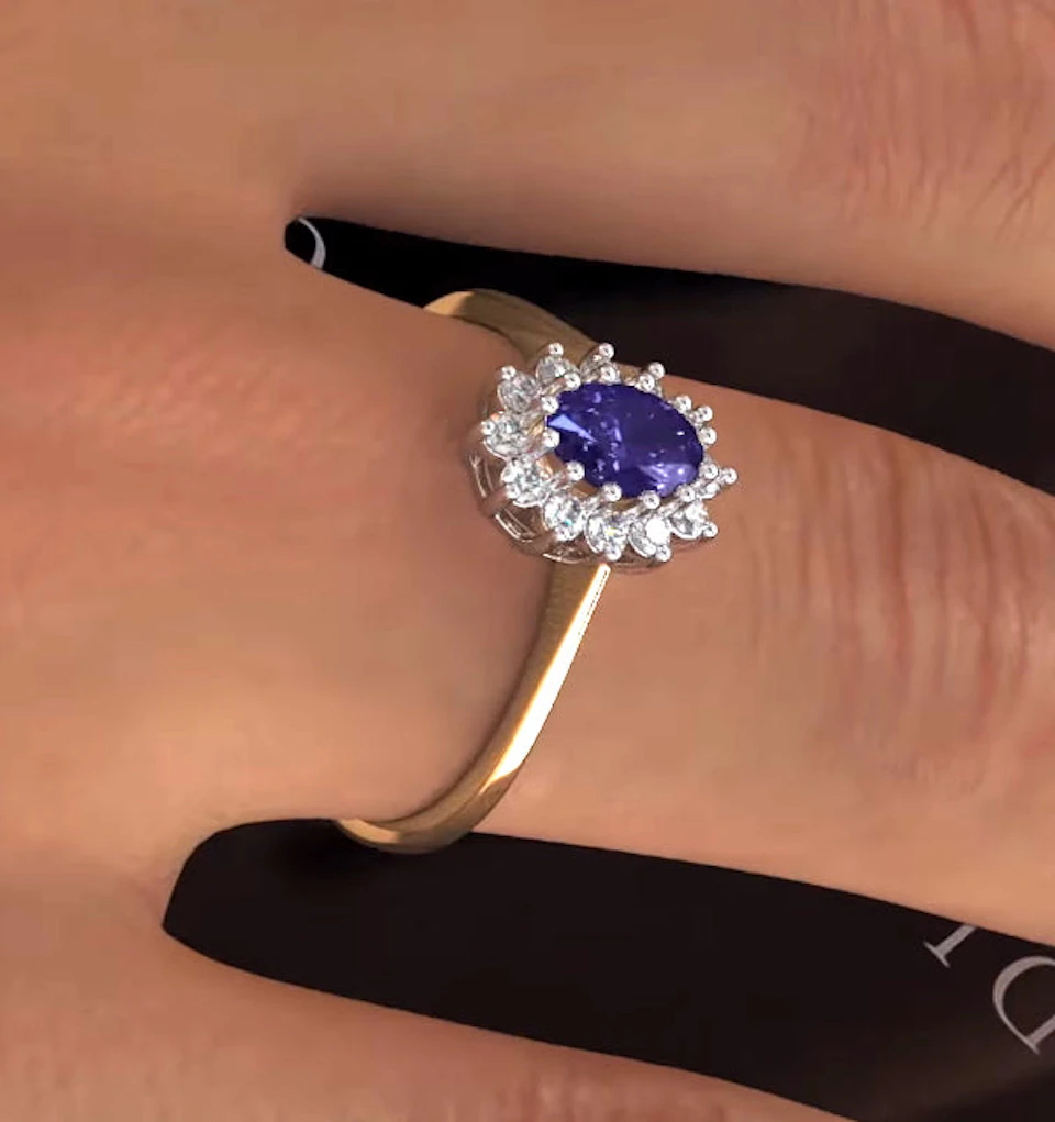 Tanzanite 6 x 4mm And Diamond 18K Gold Ring FET33-V