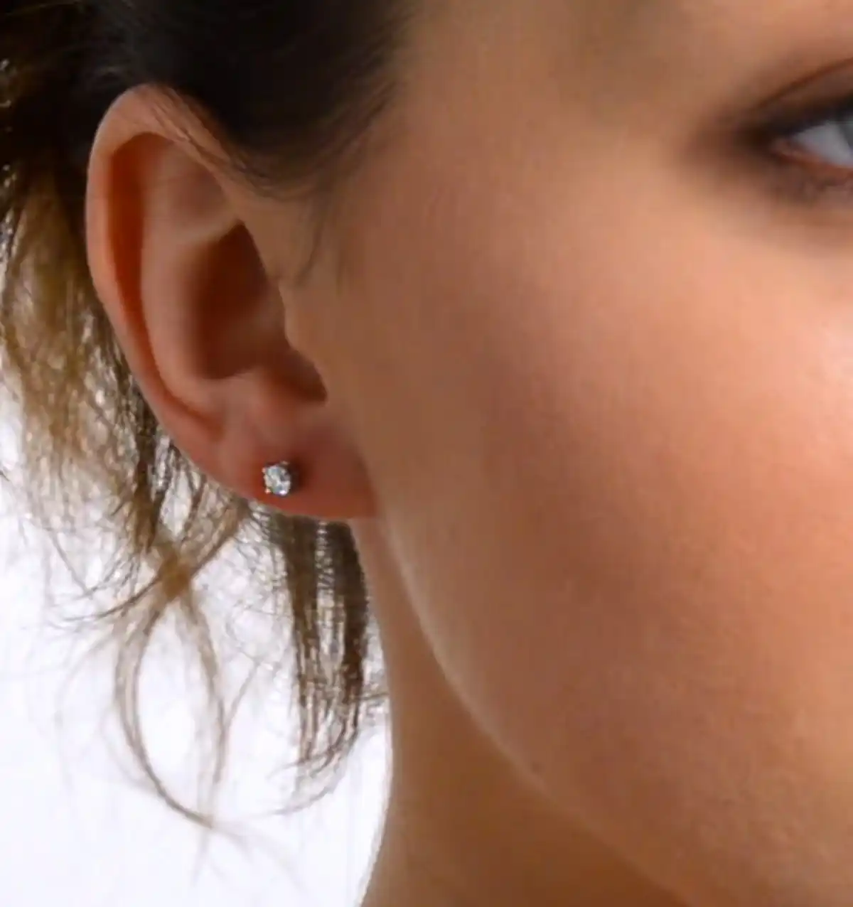 Diamond Earrings 0.30CT Studss Premium Quality in 18K White Gold 3.4mm