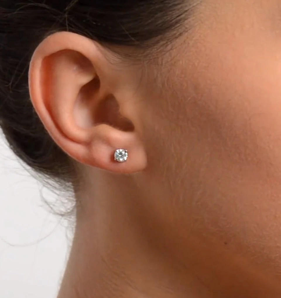 Diamond Earrings 0.66CT Studs H/SI Quality in Platinum - 4.5mm