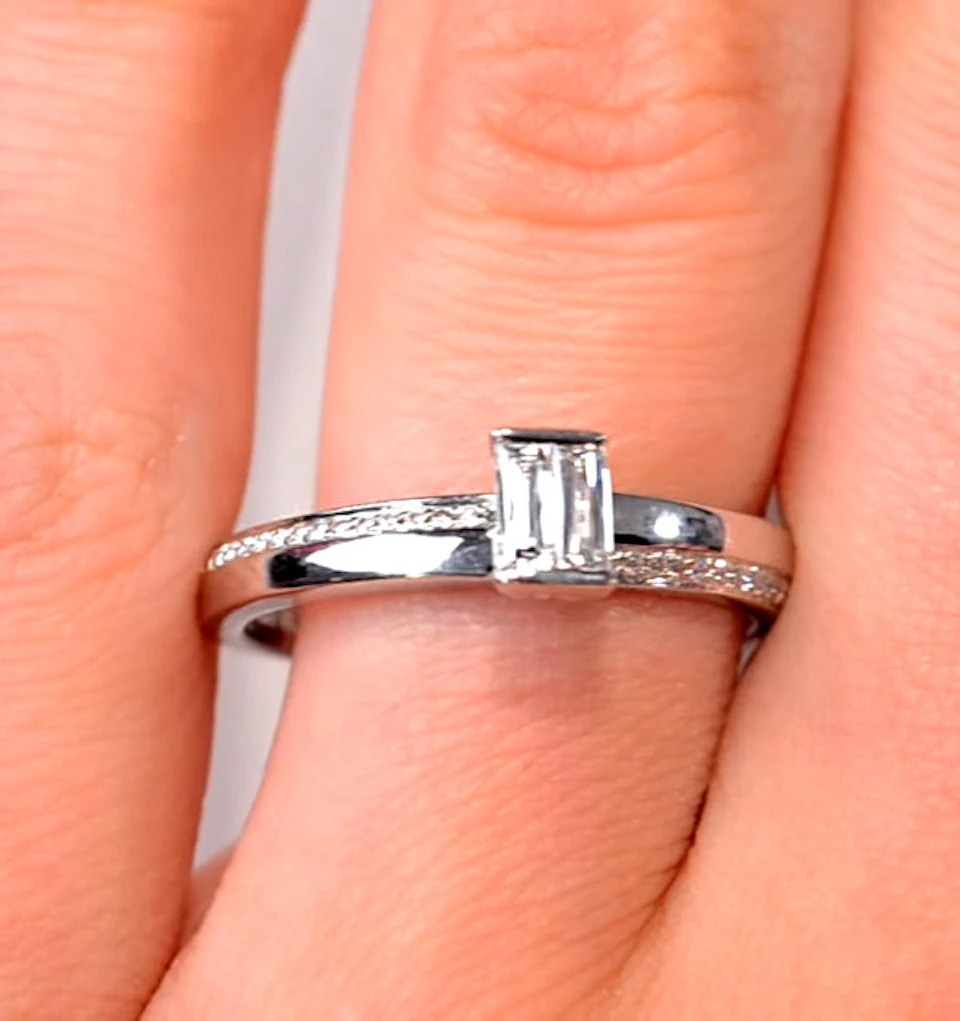 0.30ct Ideal Prince Cut Diamond and 18K White Gold H/SI Ring - SIZE M