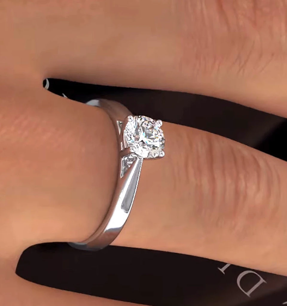 Engagement Ring Certified 0.90CT Elysia Platinum G/VS