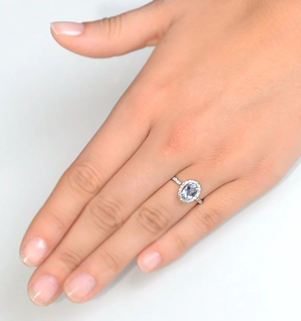 Aquamarine 0.70CT And Diamond 18K White Gold Ring